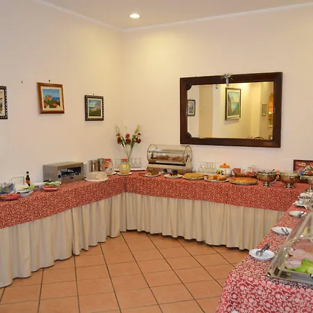 Mediterraneo Hotel 3*