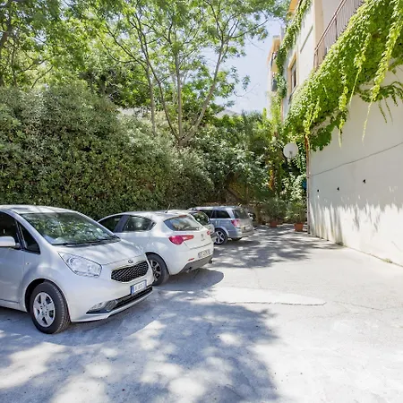 Mediterraneo Hotel 3*