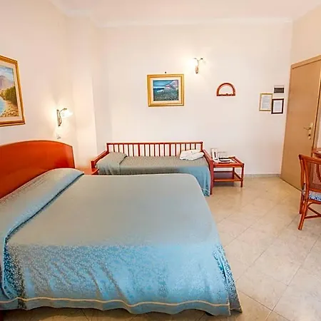Hotel Mediterraneo Hotel