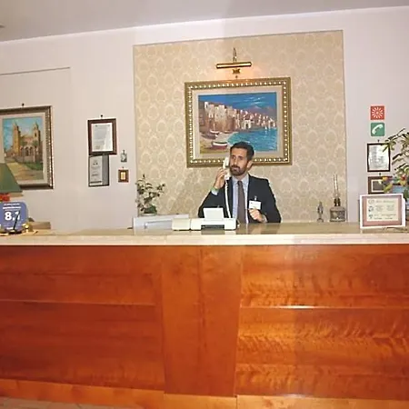 Hotel Mediterraneo Hotel 3*