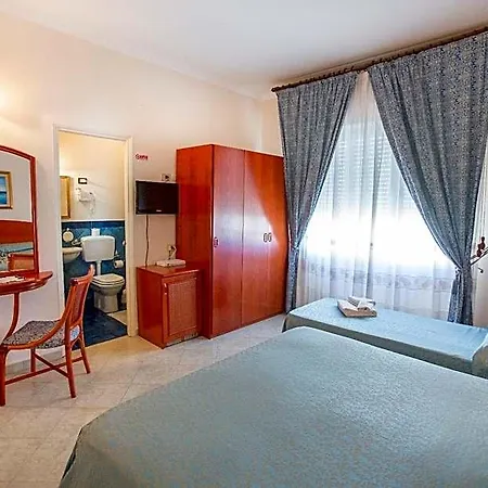 Hotel Mediterraneo Hotel 3*