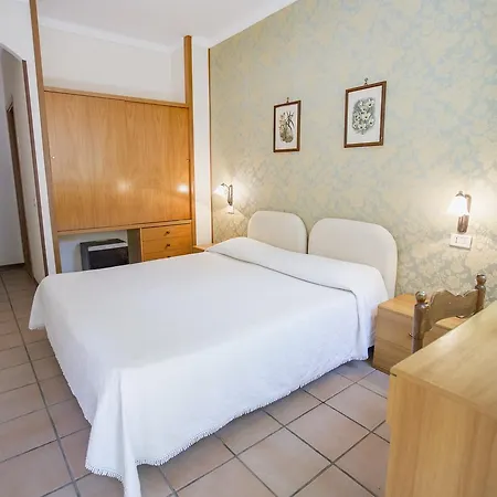 Mediterraneo Hotel 3*