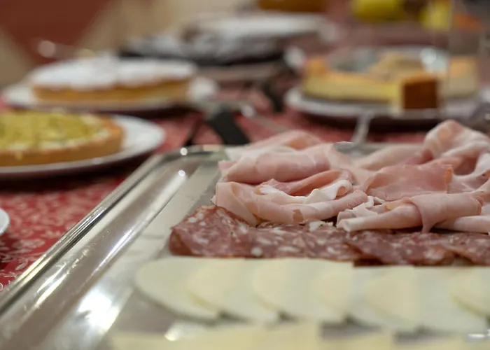 Mediterraneo צ'פאלו